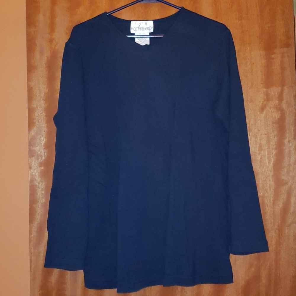 MOTHERHOOD MATERNITY Longsleeve Tee